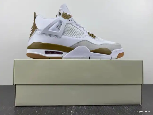 SB 4 Air Jordan DR5415-120 x Nike 0517